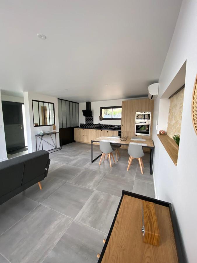 Magnifique Grange Avec Spa / Love Room Saint-André-de-Cubzac Buitenkant foto